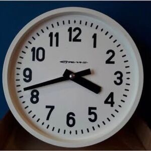 White Soviet Wall Clock ARROW STRELA by